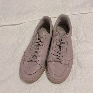 Adidas lilac/lavender sneakers. Size 40 2/3, 8 1/2.